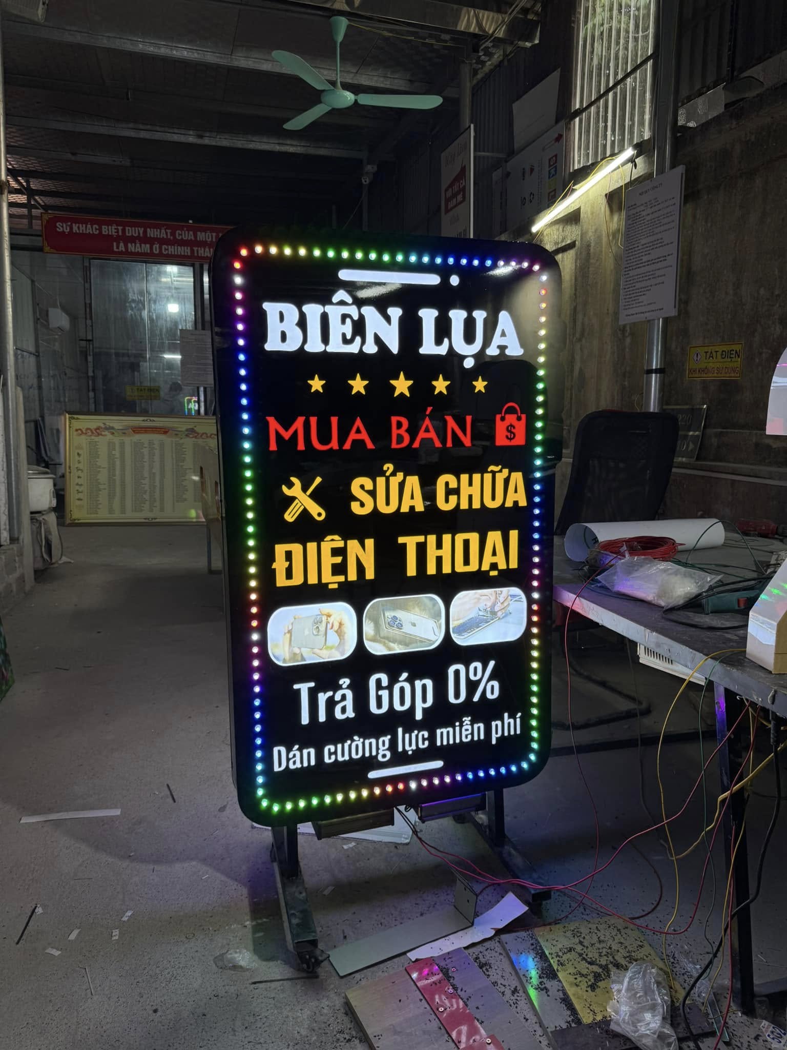 Nhận làm biển quảng cáo Ninh Bình theo yêu cầu, cam kết bền đẹp 6 Biển hộp đèn