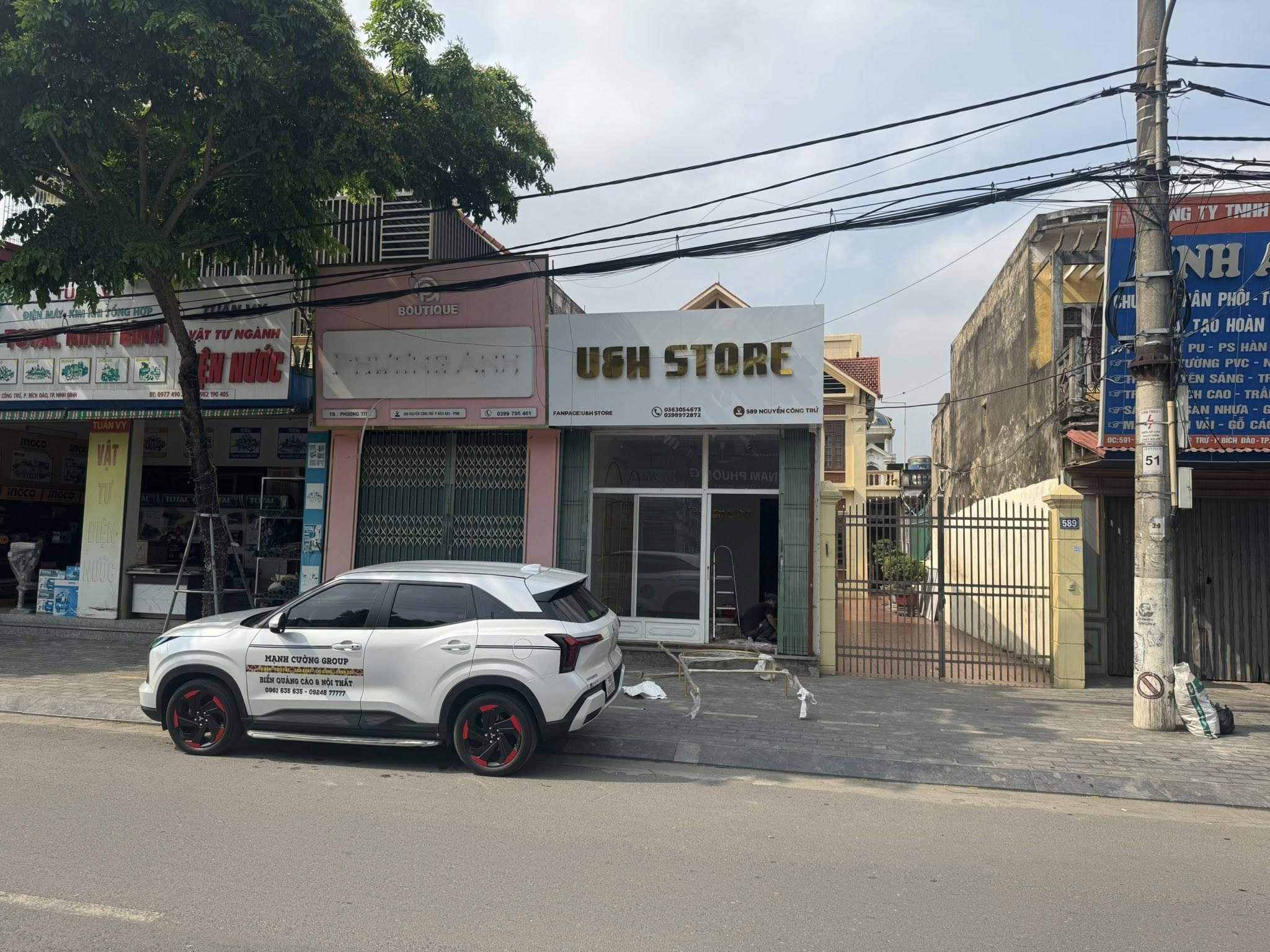 Thiết kế biển quảng cáo Hoa Lư Ninh Bình cho Shop, Spa, Nhà Hàng 3 Thiết kế biển quảng cáo cho shop thời trang