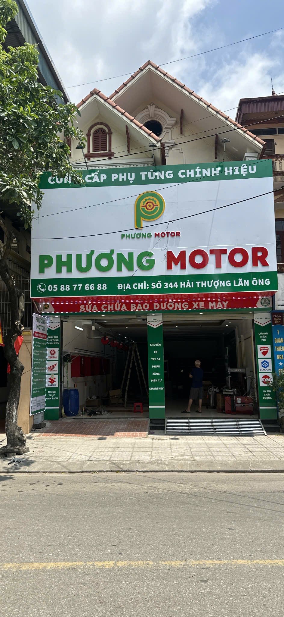Những yếu tố quan trọng trong thiết kế nội thất showroom ô tô Ninh Bình