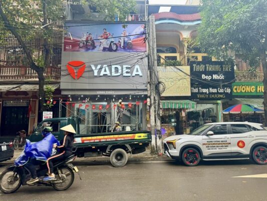 thiết kế nội thất showroom ô tô Ninh Bình
