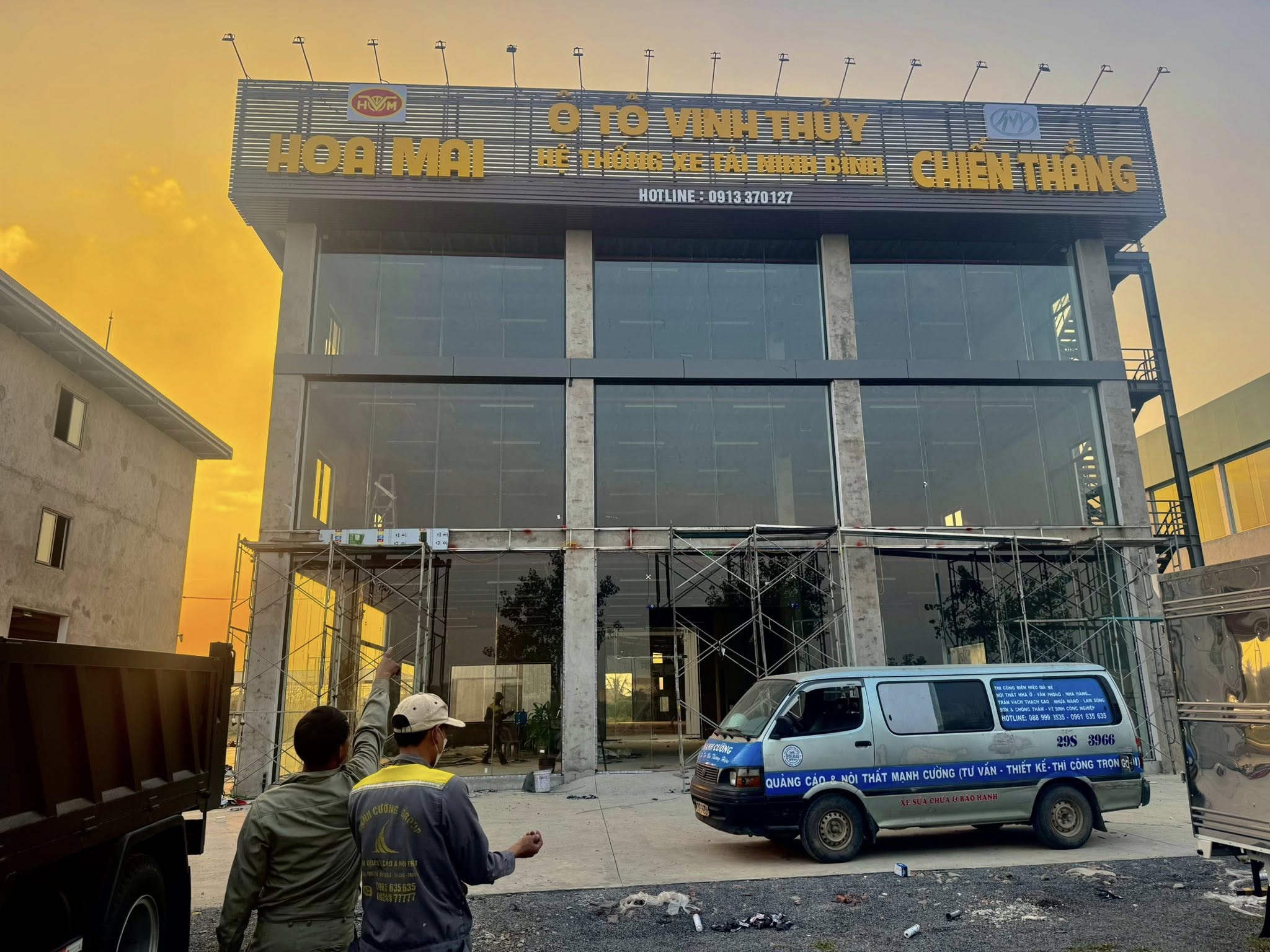 Thi công biển quảng cáo Ninh Bình chuyên nghiệp – đẹp, bền, giá tốt 2 Thi công biển quảng cáo chuyên nghiệp tại Ninh Bình mang lại nhiều lợi ích cho doanh nghiệp