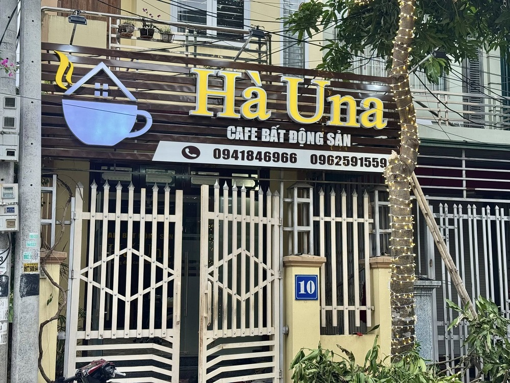 Làm biển quảng cáo đẹp Ninh Bình – Bí quyết giúp cửa hàng nổi bật và hút khách 3 Biển Alu chữ nổi được đánh giá cao nhờ độ bền tốt, chống chịu mưa nắng hiệu quả