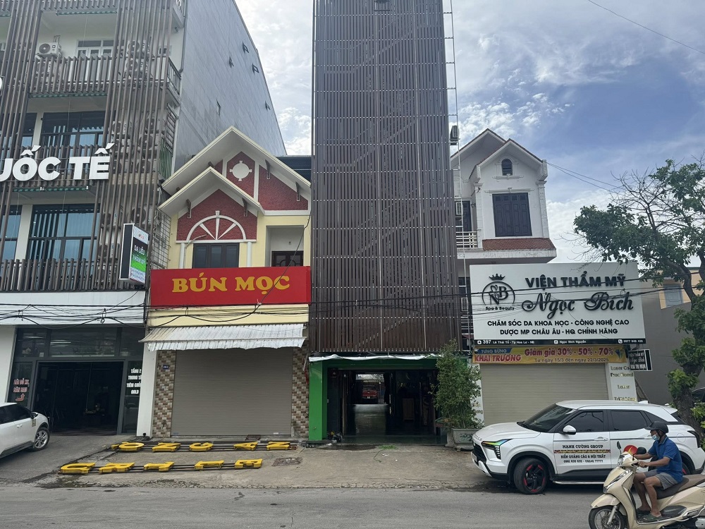 Mạnh Cường Group hội tụ đầy đủ những kinh nghiệm làm biển quảng cáo đẹp cao cấp nhưng vẫn tiếp kiệm chi phí cho khách hàng