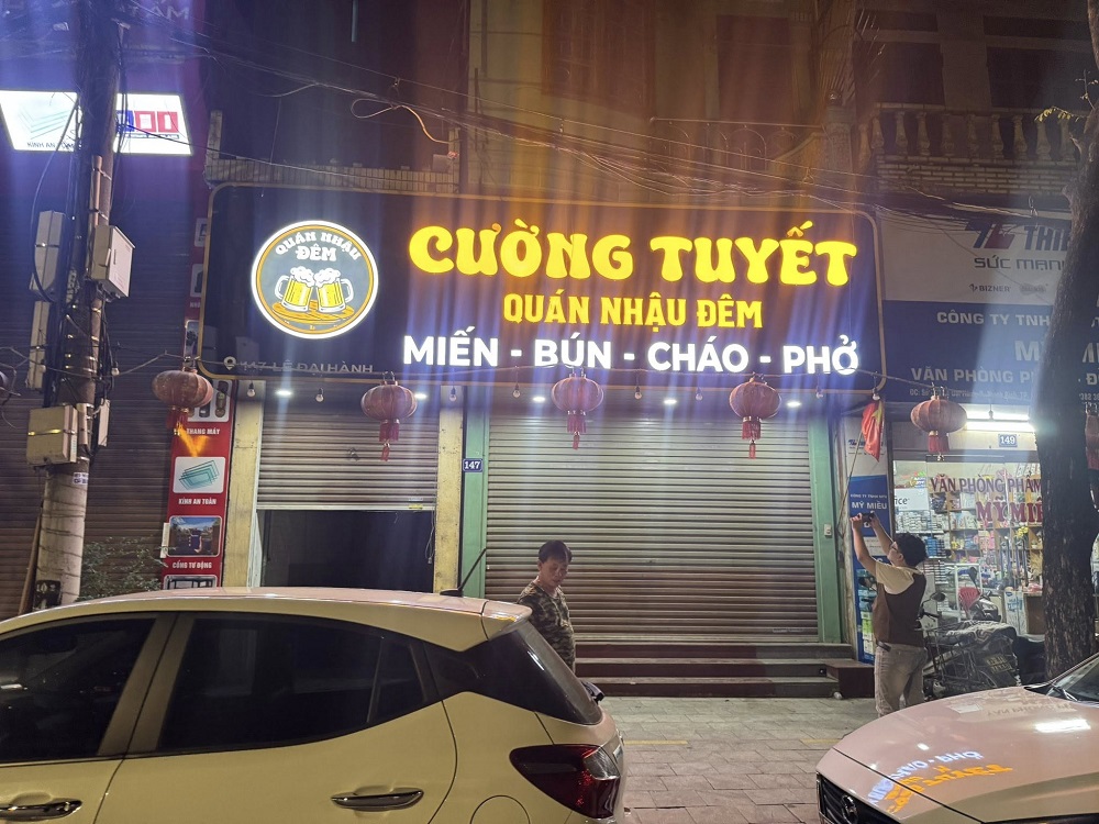 Đơn vị làm biển quảng cáo đẹp tại Ninh Bình uy tín, giá tốt 6 Biển Alu chữ nổi là dòng biển được sử dụng phổ biến nhờ tính hiện đại, độ bền cao