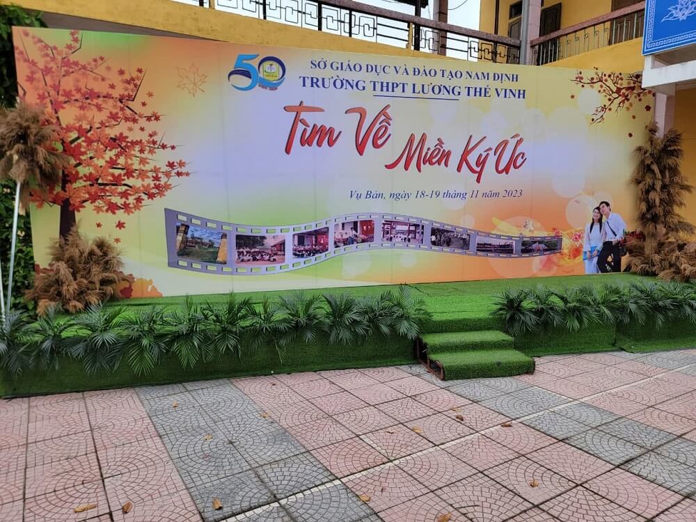Làm biển bạt Hiflex Ninh Bình có bền không? Ưu nhược điểm là gì? 3 Làm biển quảng cáo giá rẻ Ninh Bình giúp tiết kiệm chi phí