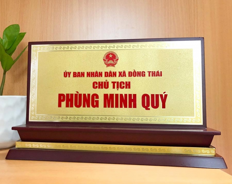 Lựa chọn Mạnh Cường Group làm biển đồng Ninh Bình khách hàng sẽ tư vấn miễn phí và thi công nhiều loại biển quảng cáo theo nhu cầu thực tế của khách hàng