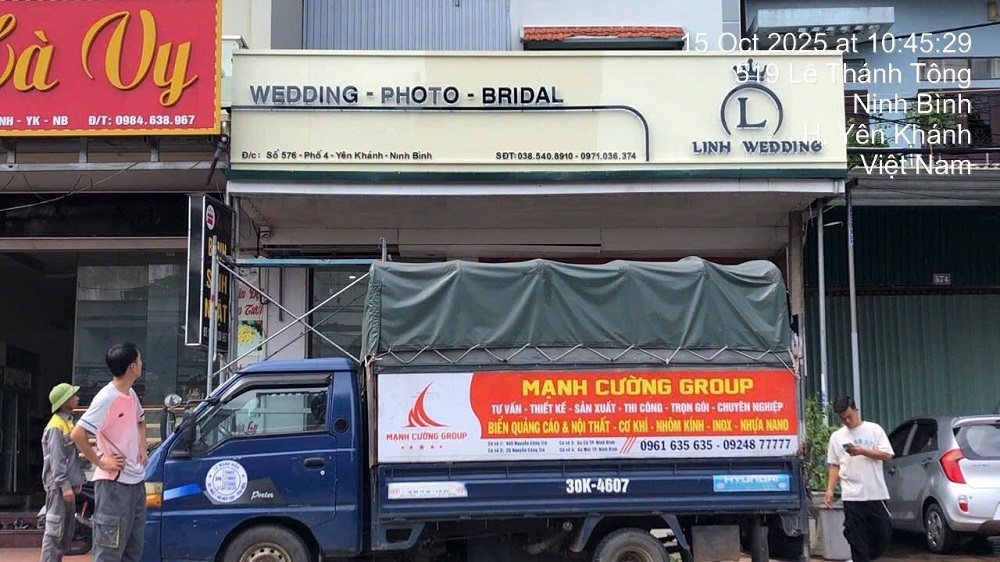 Làm biển quảng cáo Yên Khánh là bước quan trọng giúp cửa hàng tạo ấn tượng với khách hàng ngay từ bên ngoài.