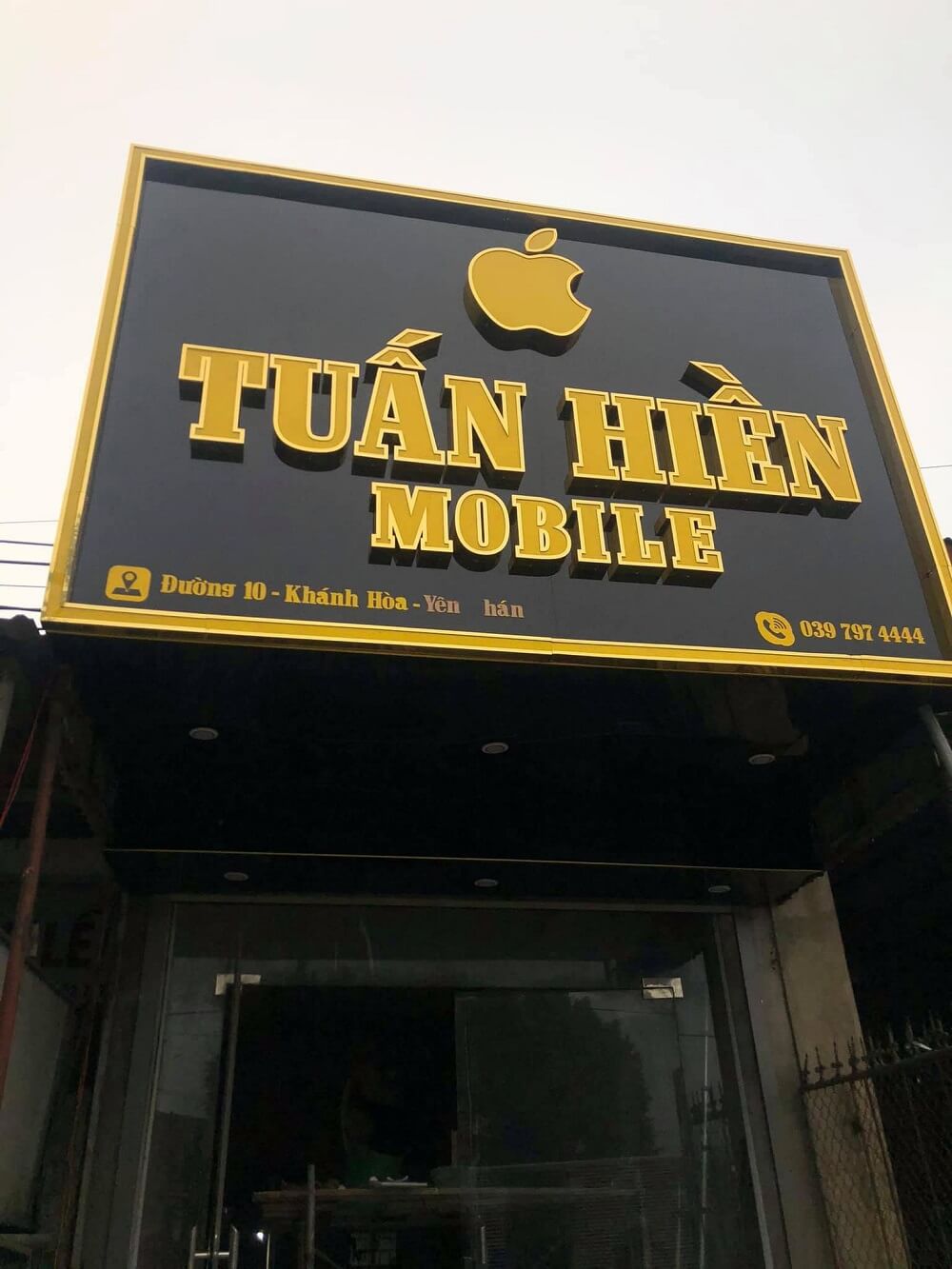 Mạnh Cường group làm biển quảng cáo cửa hàng điện thoại Ninh Bình đẹp chuyên nghiệp