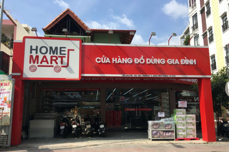 Thiết kế biển quảng cáo siêu thị mini Ninh Bình: Nên chọn chữ nổi hay hộp đèn? 2 Siêu thị mini cần đầu tư biển quảng cáo chuyên nghiệp nhằm thu hút sự chú ý của người đi đường